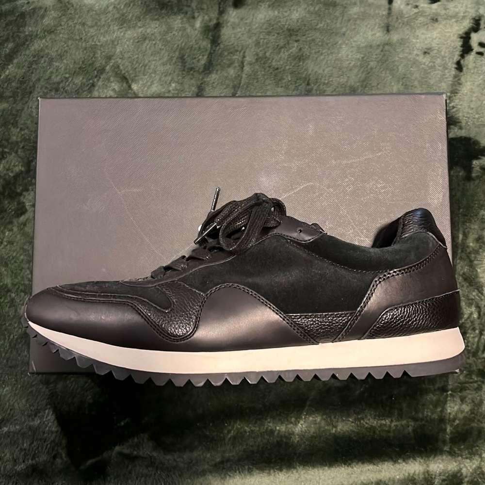 Coach Carter Runner Black size 11.5